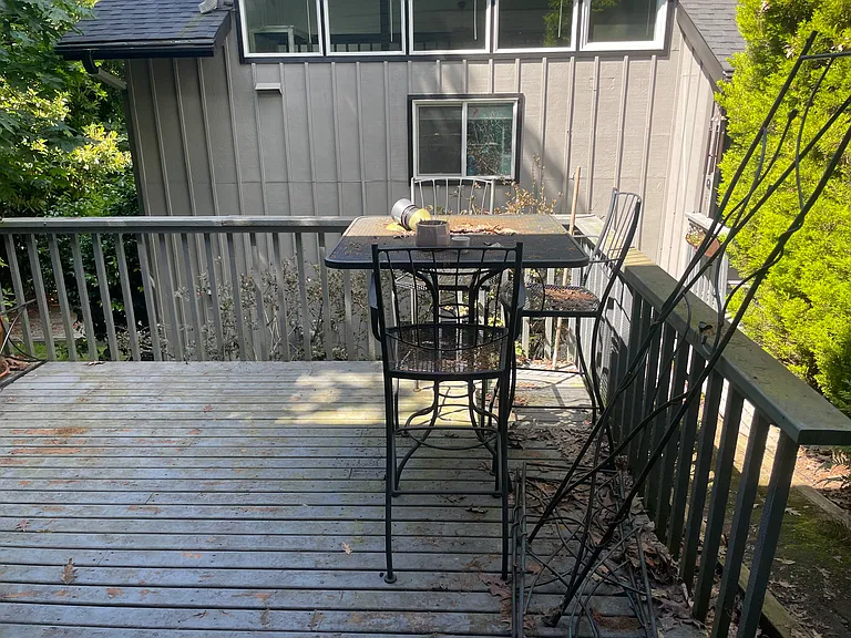 3222 W Government Way — Photo 16