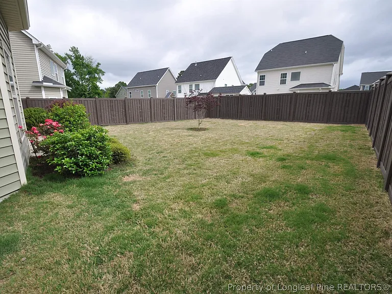 1107 Summer Meadow Dr — Photo 35