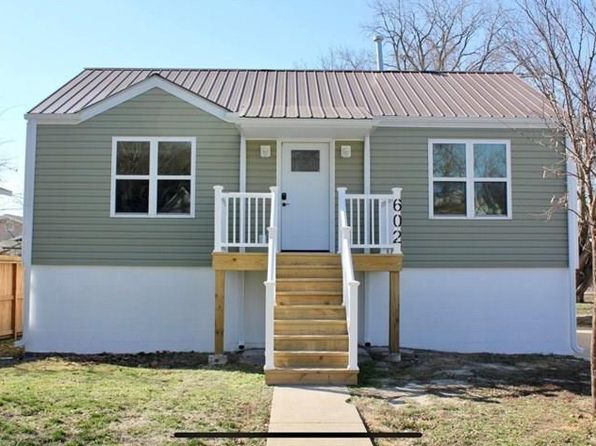602 W Broadway St, Brunswick, MO 65236