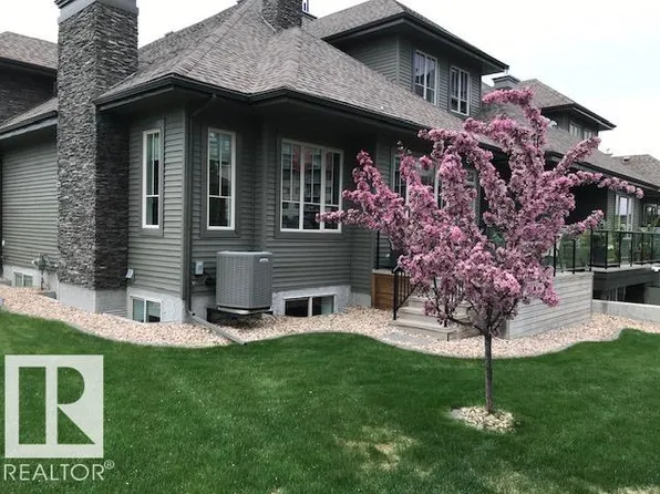 176 Ambleside Dr SW, Edmonton, AB T6W 0H4