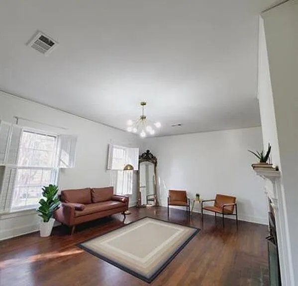 816 Charles Pl — Photo 7