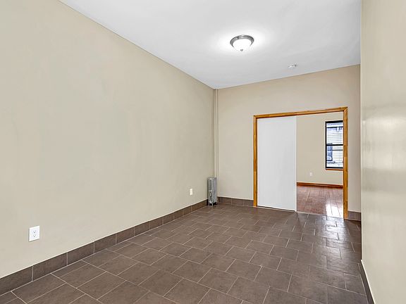3rd image of 1486 Dekalb Ave #2RF