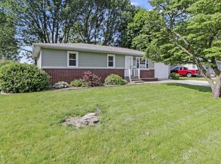 819 Timmons Dr, Tuscola, IL 61953