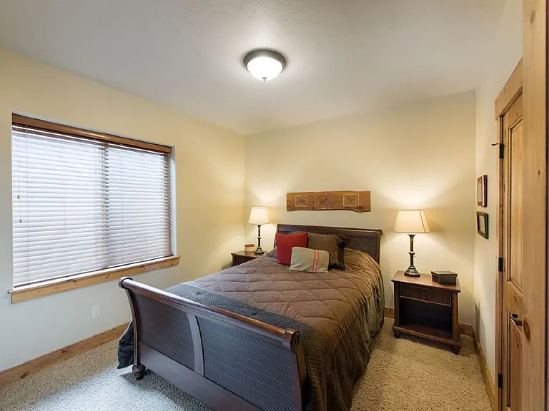 1503 Louisa Ave — Photo 4