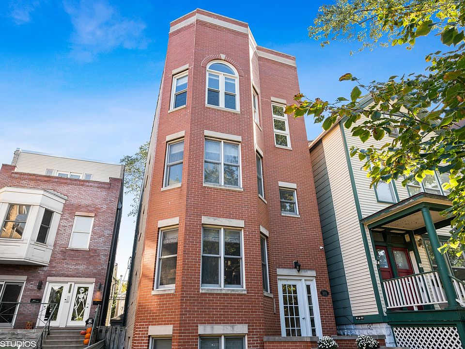 1st image of 3051 N Clifton Ave #3