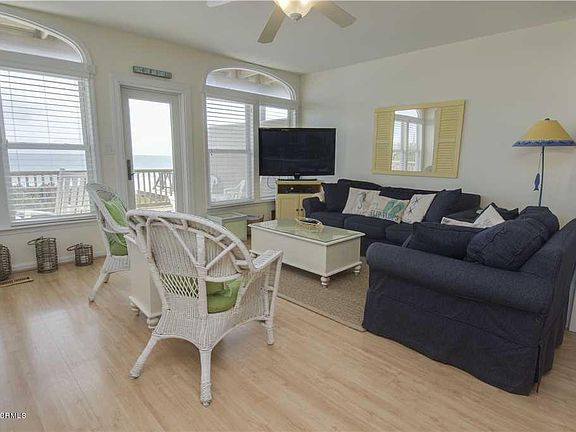 3rd image of 7403 Ocean Drive #E