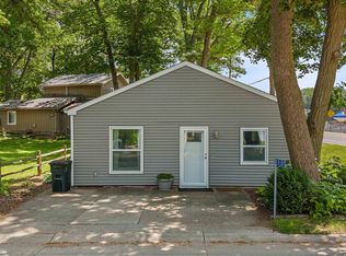15257 Pascal St, Clear Lake, IA 50428
