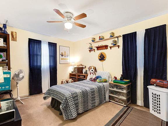 5th image of 1300 Prairie Estate Dr