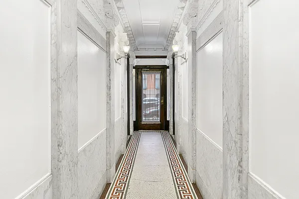Sold by Compass | media 8