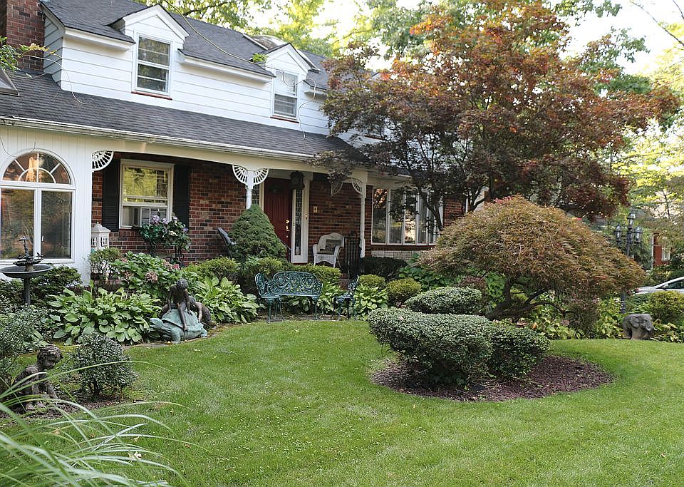 1st image of 42 Esther Depew St