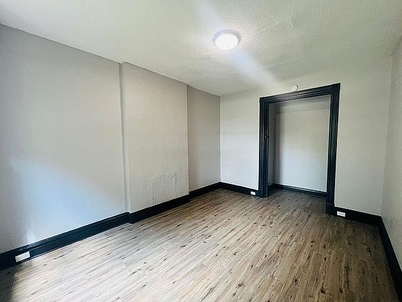 2nd image of 2125 Russell Blvd #11271426