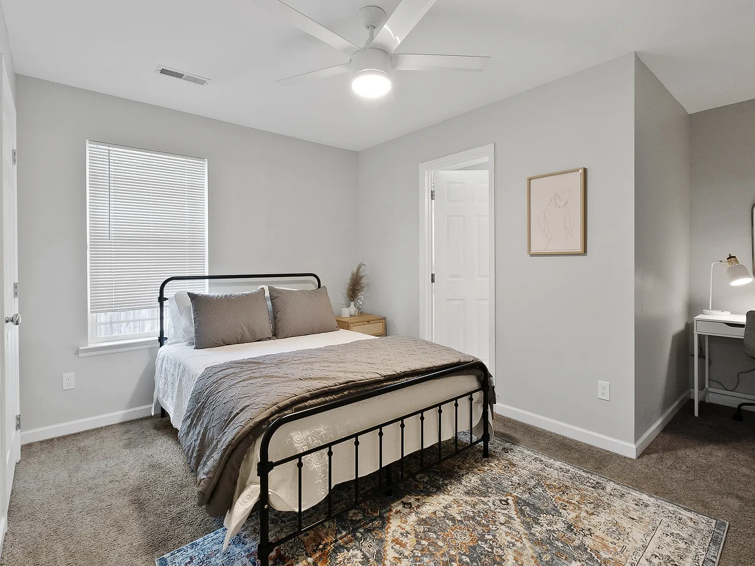 2 bed, $2,275 — Photo 2