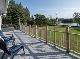 29 Anns Point Rd, Bernard, ME 04612