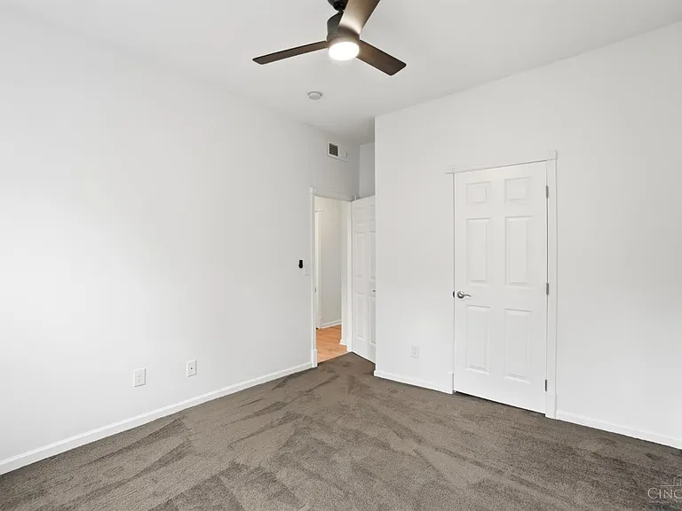 2116 Fulton Ave #18 — Photo 19