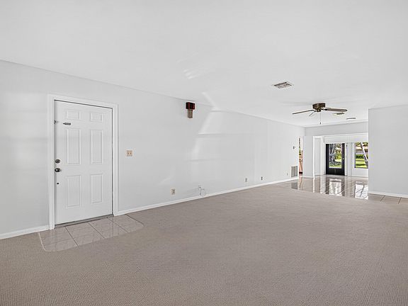 5th image of 9830 Bischofia Tree Way