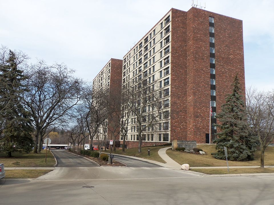 1st image of 21800 Morley Ave APT 909