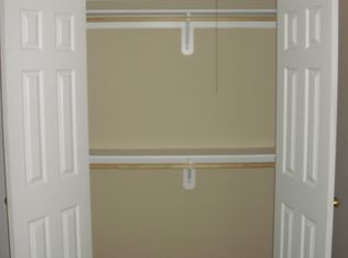 807 SW Mill St APT 202, Lees Summit, MO 64081