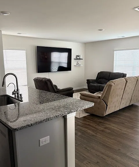 1348 Saddle Ct — Photo 9