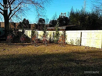 1919 Ruffin St — Photo 2