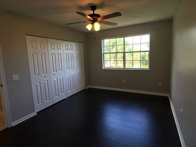 143 Waterside Drive - 1 — Photo 3