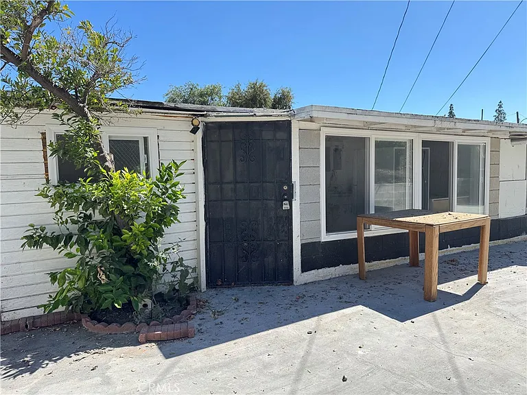 17425 Tadmore St — Photo 1