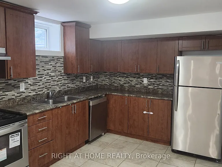 1 Via Avellino Rd #BASEMENT — Photo 15