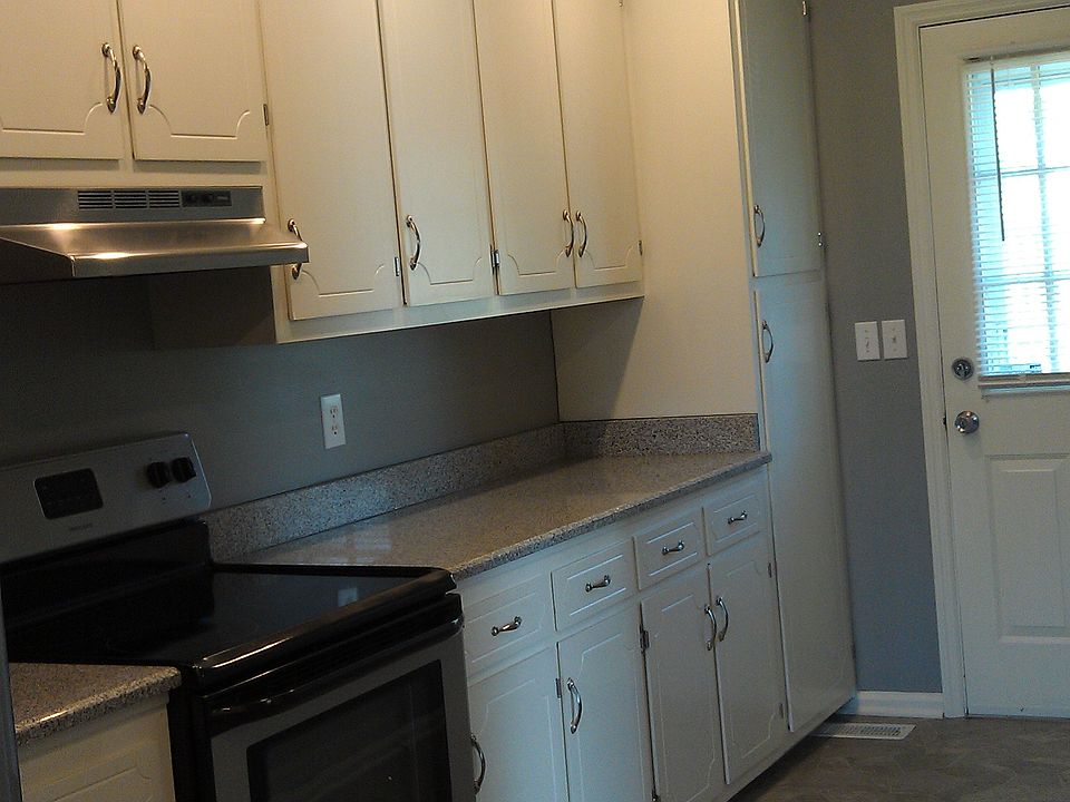 1st image of 1201 Creekside Dr
