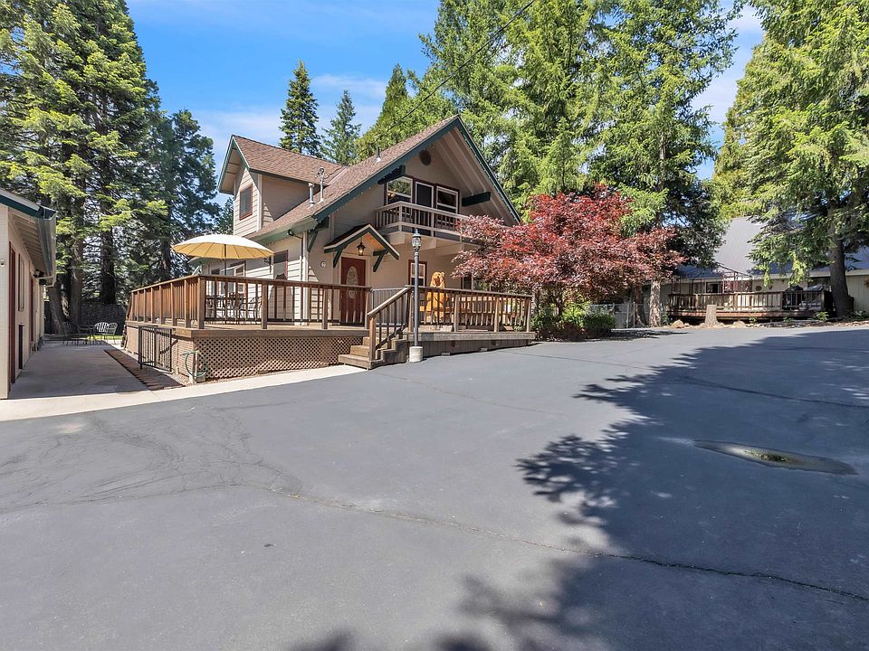 1st image of 3686 Woodlake Dr