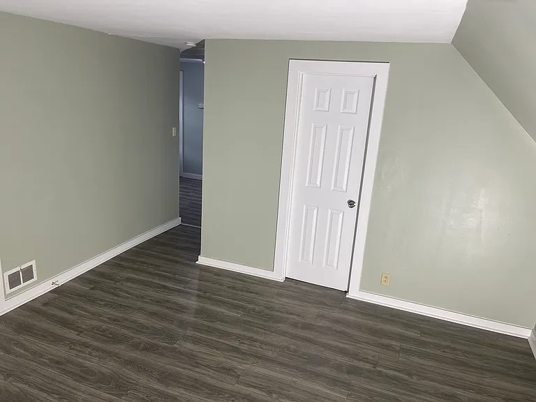 243 Grumbach Ave #2 — Photo 7