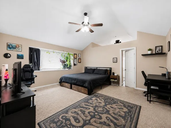 2118 Aberdeen Dr, League City, TX 77573