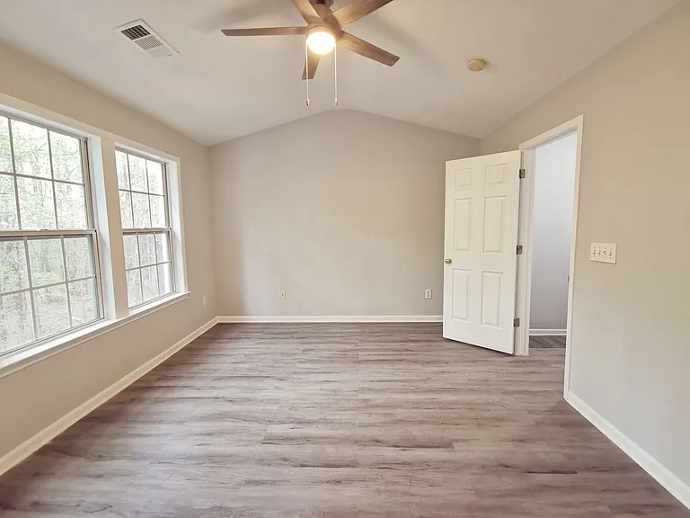 4645 Valais Ct #125 — Photo 17