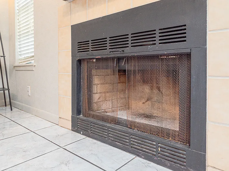 210 Oak Bay St #403 — Photo 6