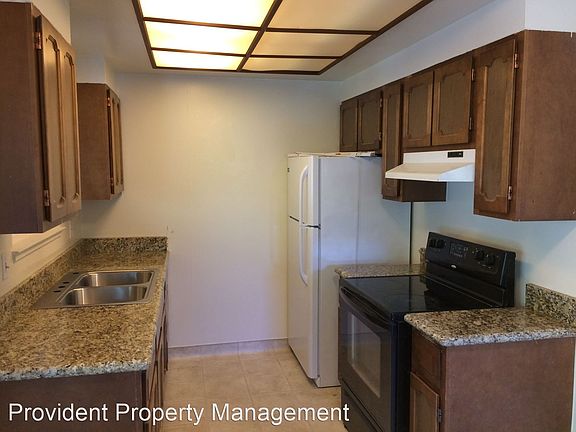 3rd image of 1572 Mendenhall Dr APT 3