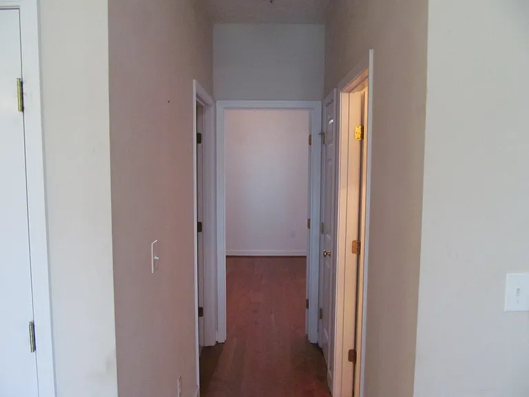 107 Berkley Ct #107 — Photo 10