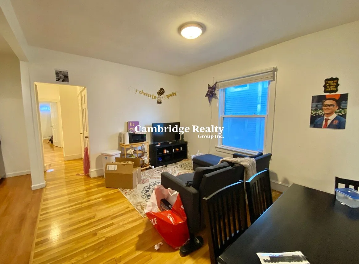 3 bed, 1.0 bath, $3,150 — Photo 4