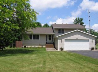 790 Northhaven Dr, Robins, IA 52328