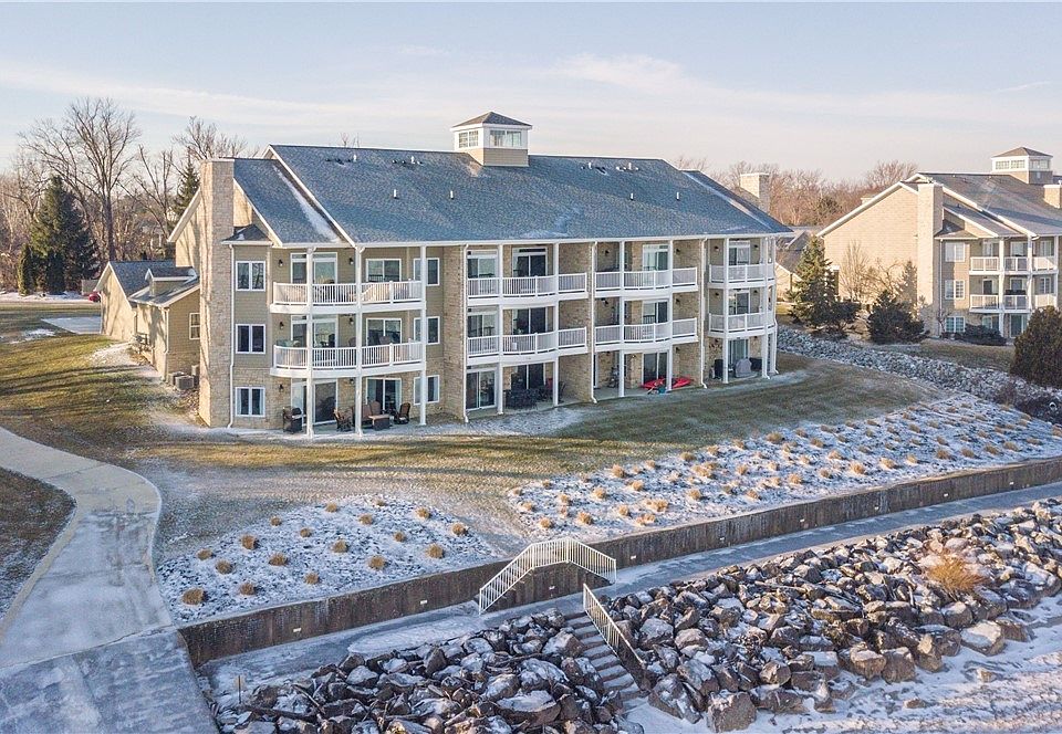 1st image of 2760 Whispering Shores Dr