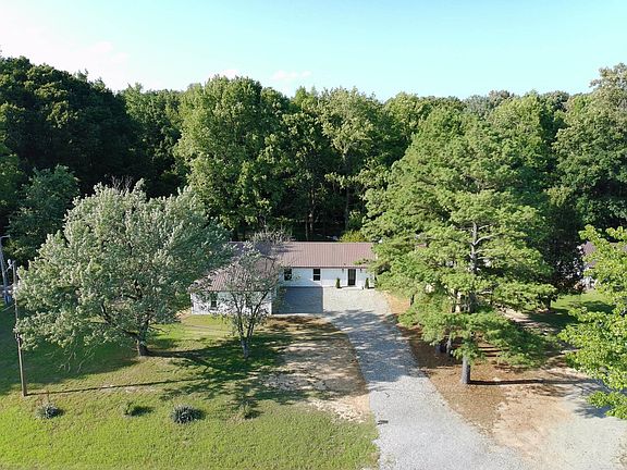2nd image of 1896 County Road 318