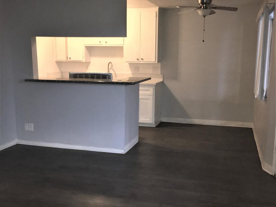 1st image of 645 Lime Ave APT 3