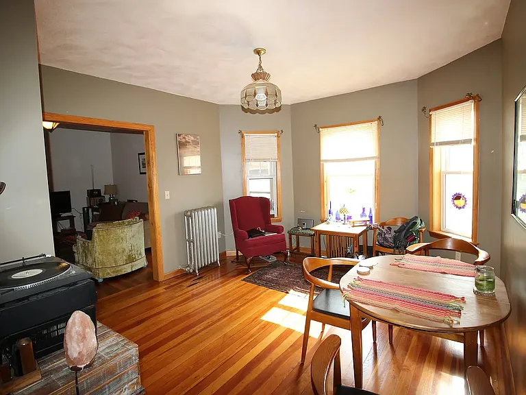 27 Princeton St #2 — Photo 4