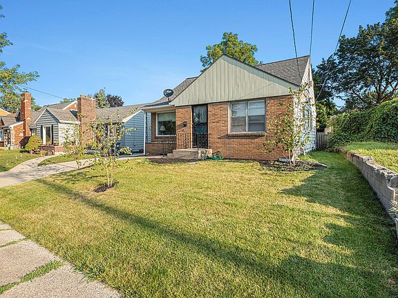 4th image of 1113 De Boer St SW