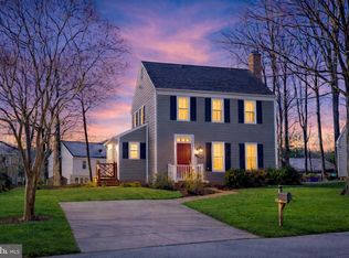 15478 Golf Club Dr, Dumfries, VA 22025