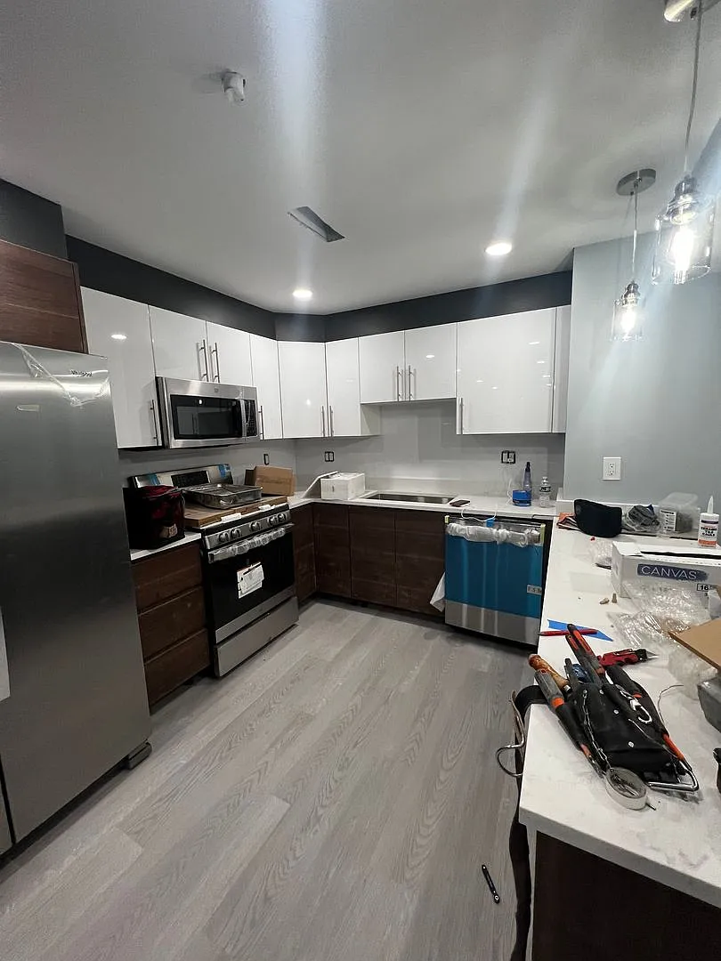 Beautiful, Fully Renovated Brookline / Washington Square 3 Bed/2 Bath on University Rd for Sept 1st — Photo 1