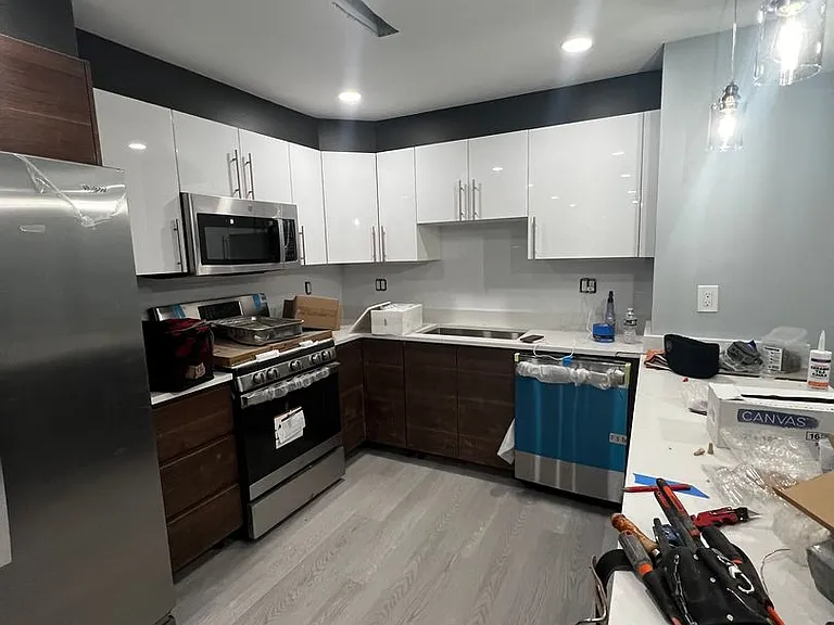 7 University Rd #1B — Photo 1