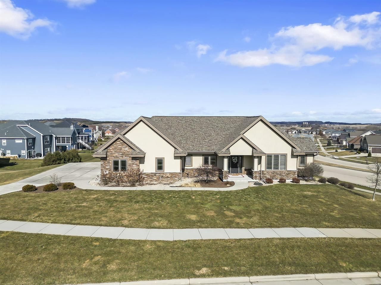 805 Raven COURT, Oregon, WI 53575 Zillow