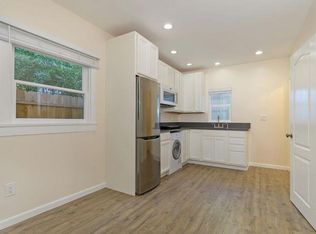 819 3rd St, Encinitas, CA 92024