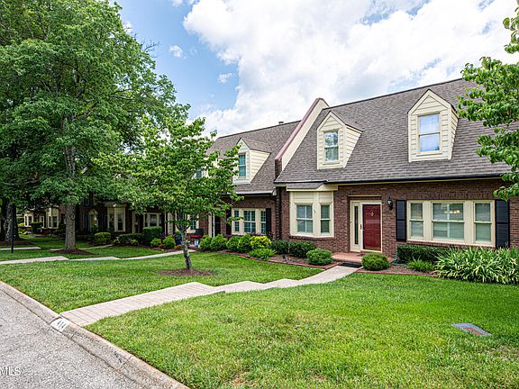 2nd image of 414 Denton Ct