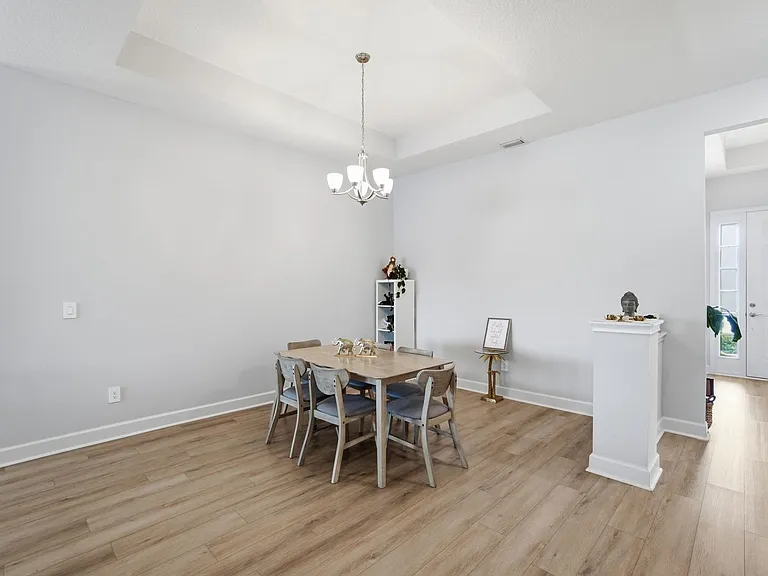 49 Dawson Creek Way — Photo 5
