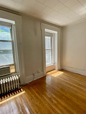 Rented by Green Line Realty | media 4