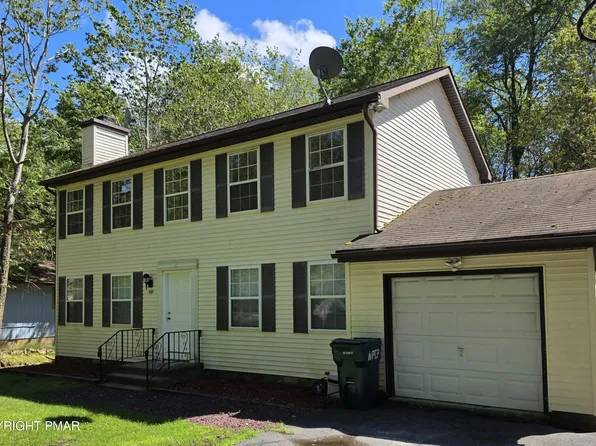 7405 Ventnor Dr, Tobyhanna, PA 18466